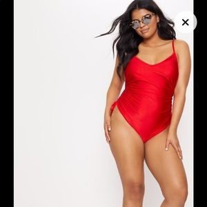 NWT PrettyLittleThing Plus Bodysuit